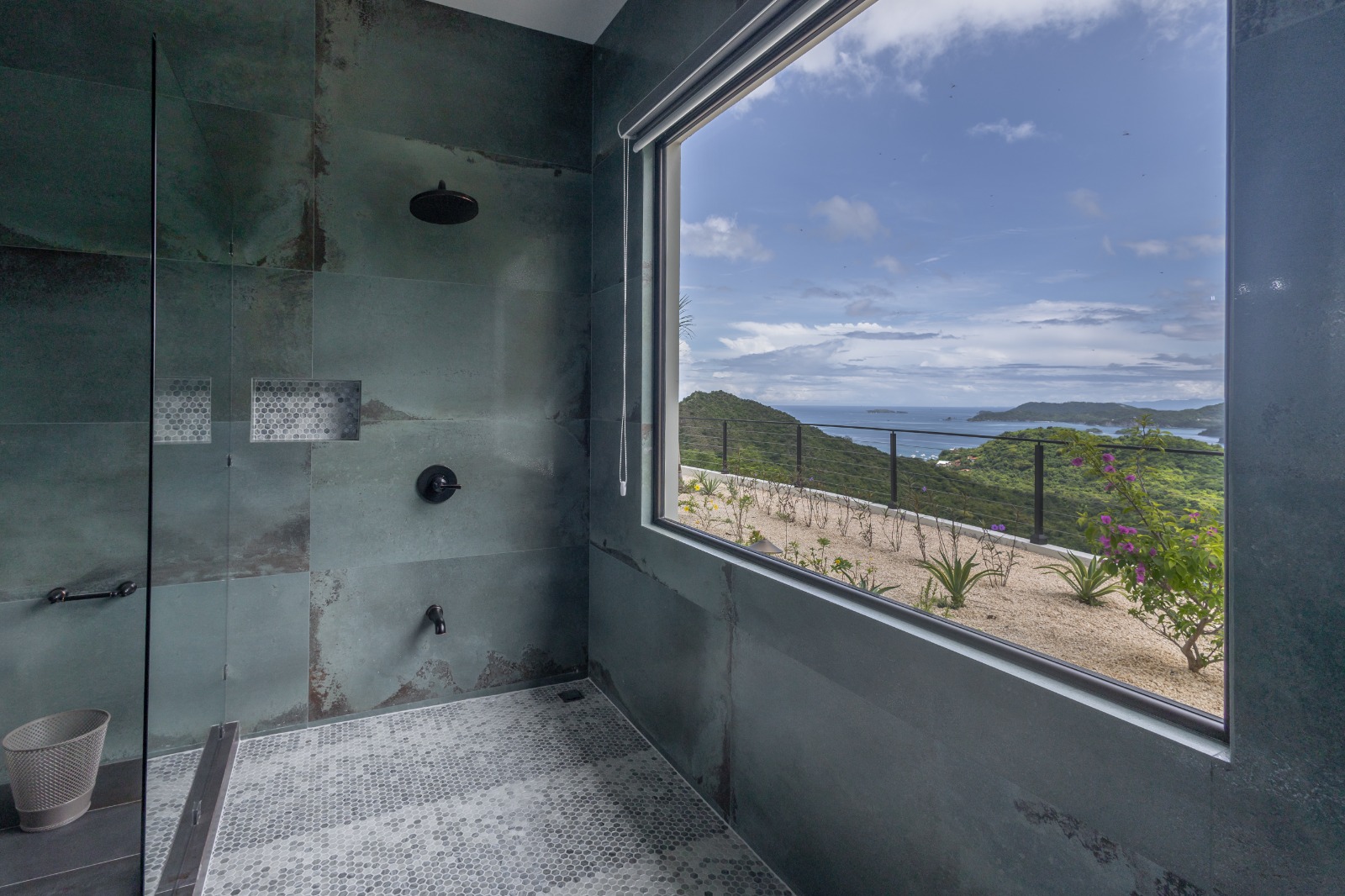 casa-bella-costa-rica-oceanview-estate-bathroom-5