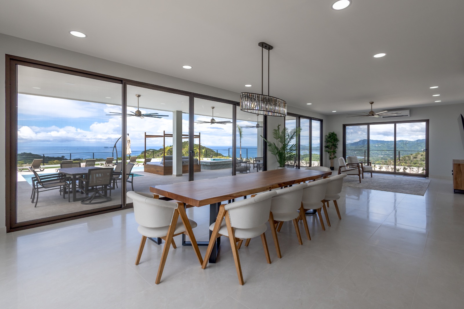 casa-bella-costa-rica-oceanview-estate-dining-room