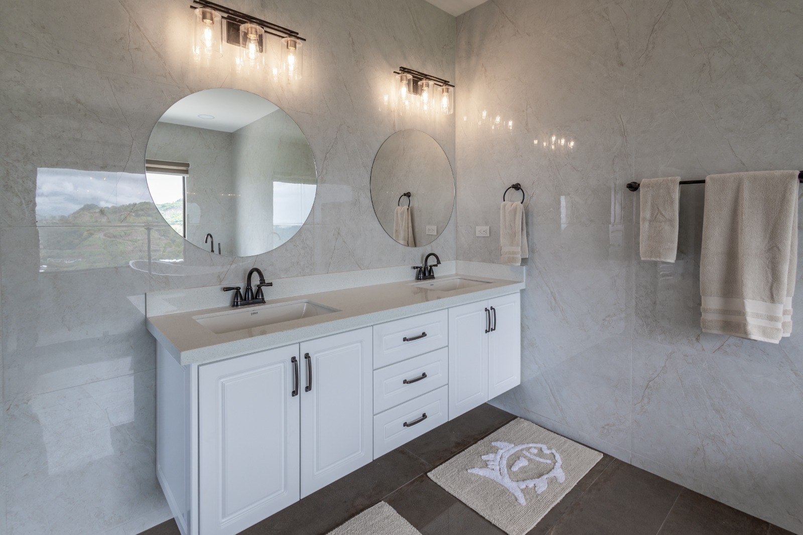 casa-bella-costa-rica-oceanview-estate-bathroom-2