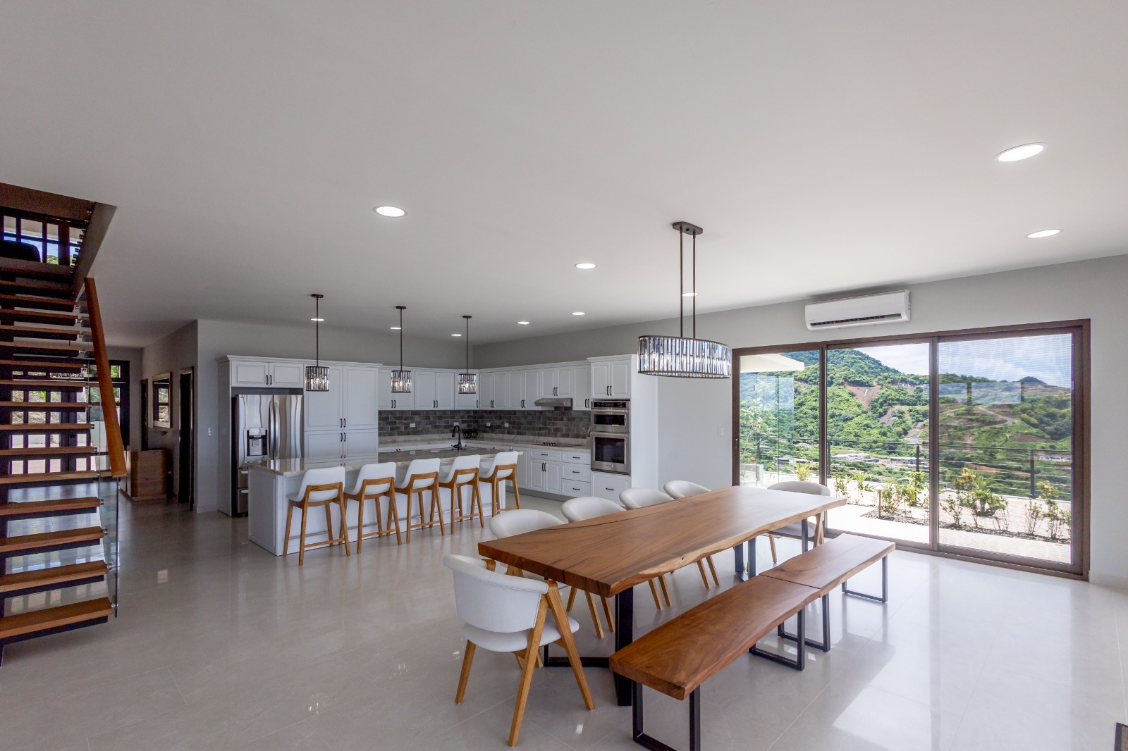 casa-bella-costa-rica-oceanview-estate-dining-room